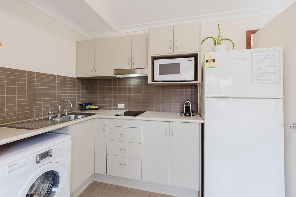 Peoples Park Apartment คอรัลเบย์ ภายนอก รูปภาพ